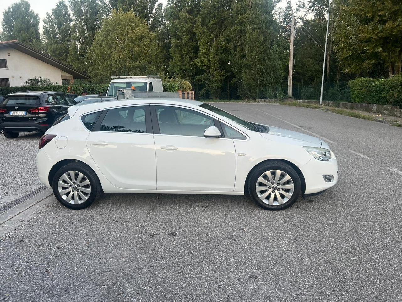 Opel Astra 1.7 CDTI 110CV 5 porte Elective