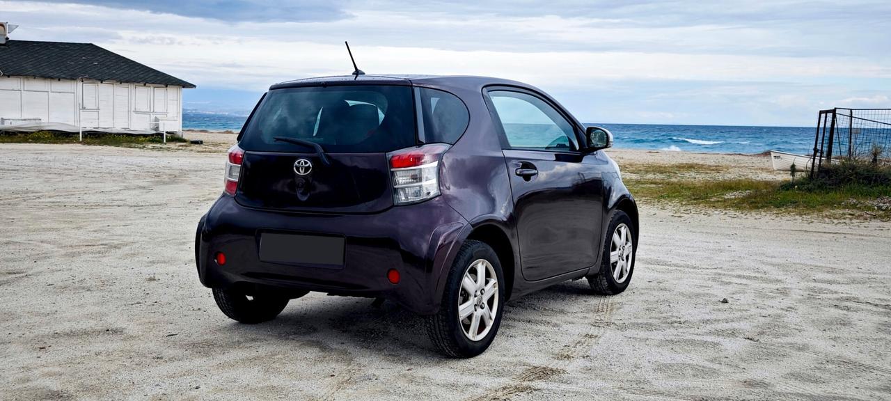 Toyota iQ 1.0 Multidrive Versione Lancio