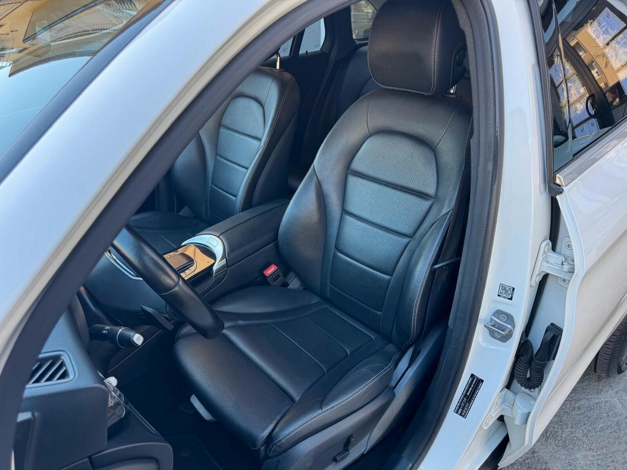 MERCEDES GLC 200 d 4MATIC SPORT
