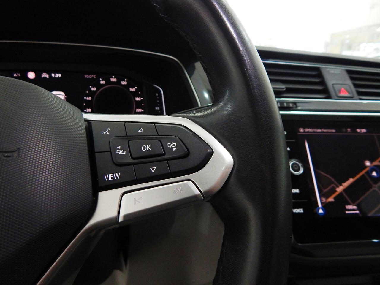 Volkswagen Tiguan 2.0 TDI Elegance 150cv DSG TETTO-NAVI-LED-PARK