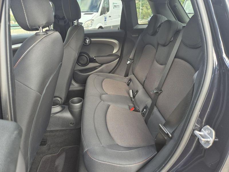 MINI Mini 5 porte Mini 5p 1.5 Cooper Hype auto