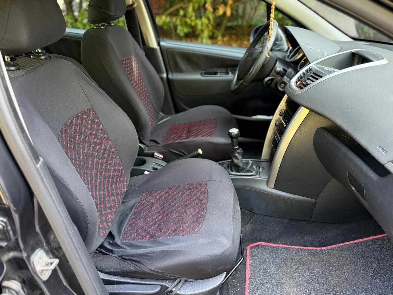 Peugeot 207 1.6 HDi 90CV 5p. Funzionante