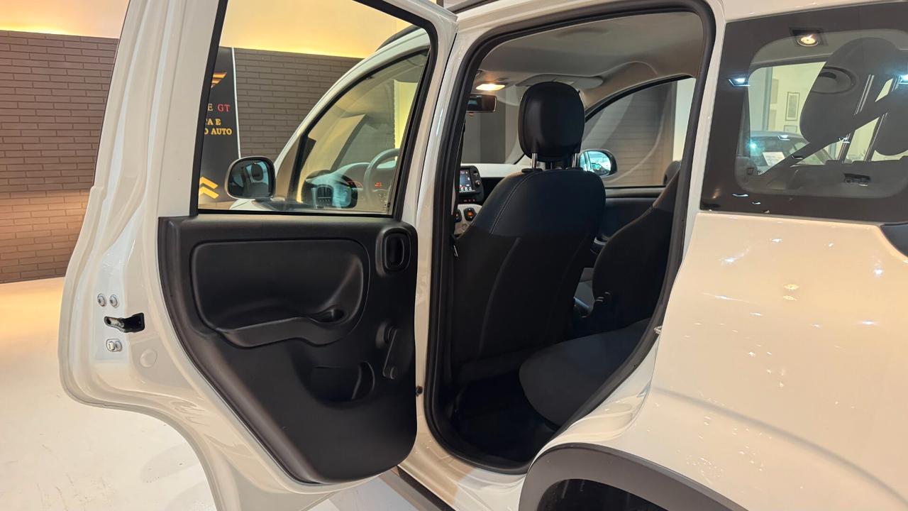 Fiat Panda 1.0 Hybrid 70cv City Cross - 2022