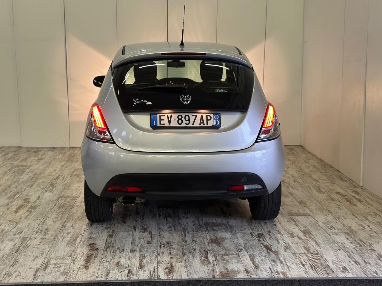 Lancia Ypsilon 1.3 MJT 5 porte S&S Platinum Ok Neopatentati