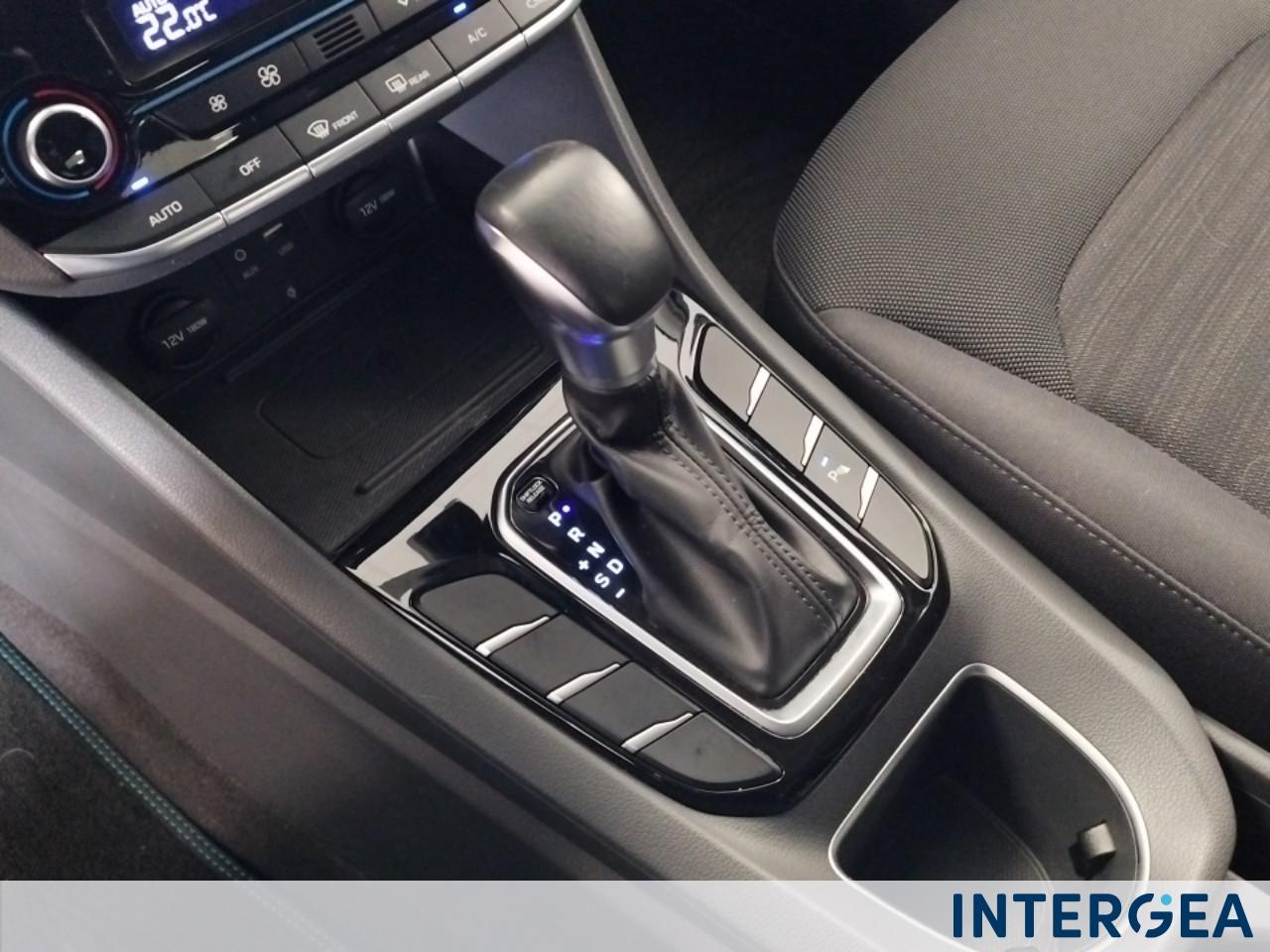 HYUNDAI Ioniq 1.6 hybrid Style 6dct my19