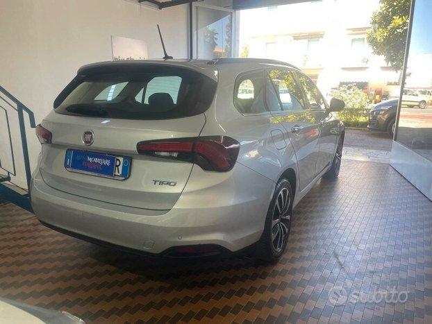 FIAT Tipo (2015-->) Tipo 1.6 Mjt S&S DCT SW Lounge