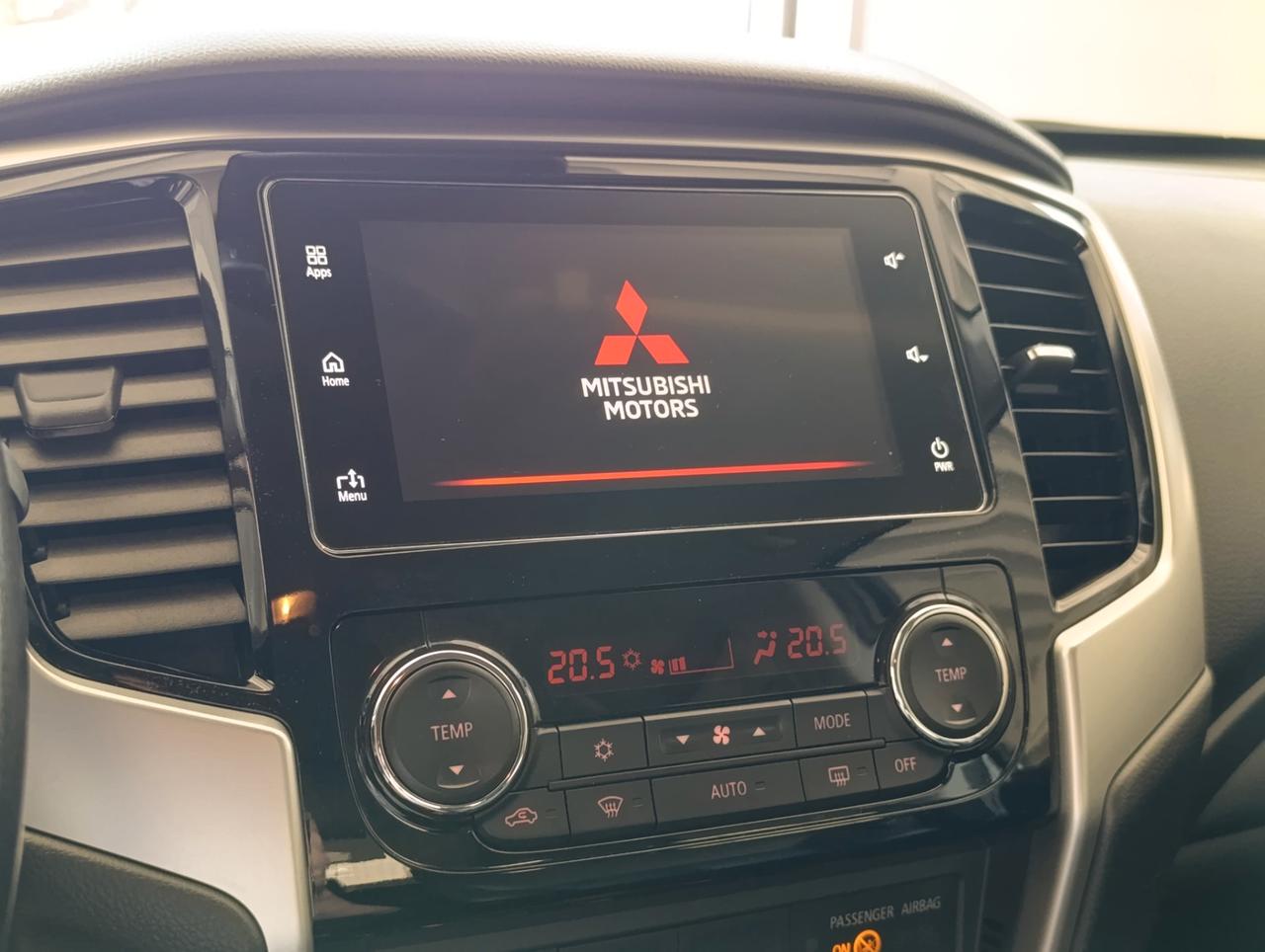 Mitsubishi L200 Double Cab L200 d.cab 2.3d Intense 4wd 150cv auto