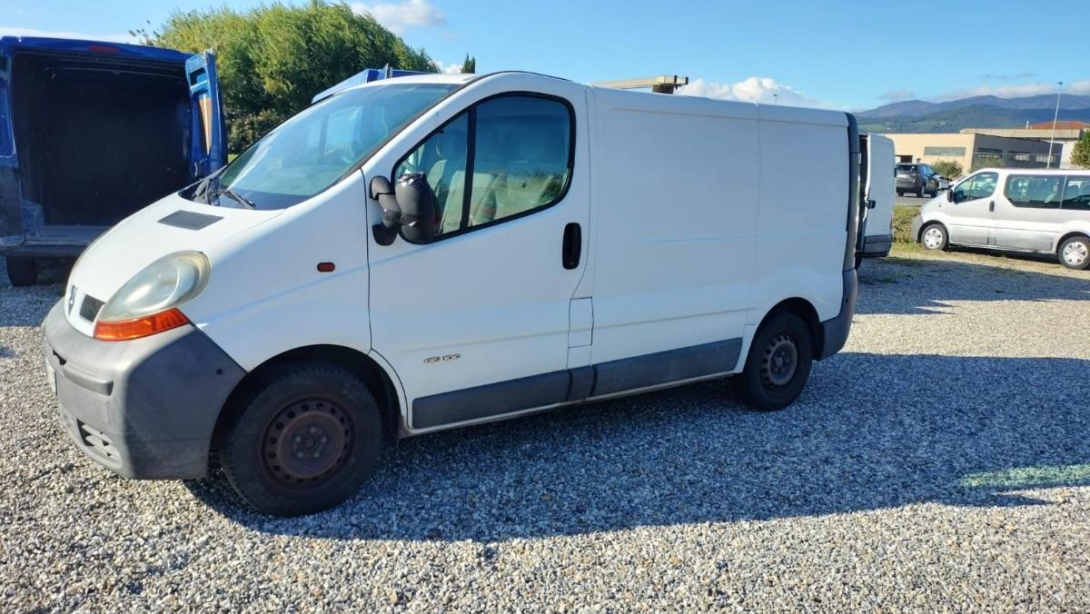 RENAULT trafic T27 1.9 dci 100cv L1H1 trafic T27 1.9 dci 100cv L1H1