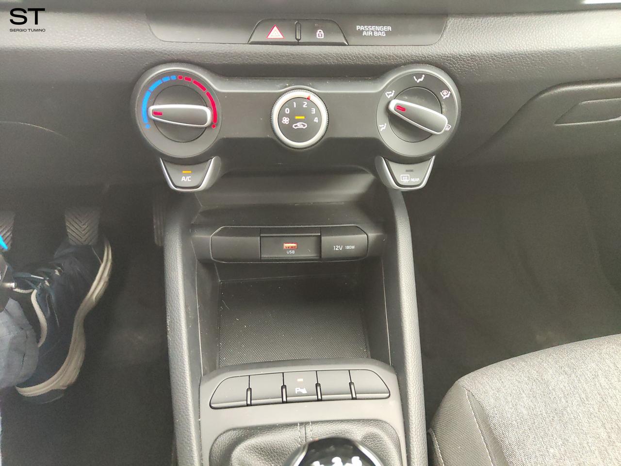 KIA Stonic - Stonic 1.2 MPI Urban