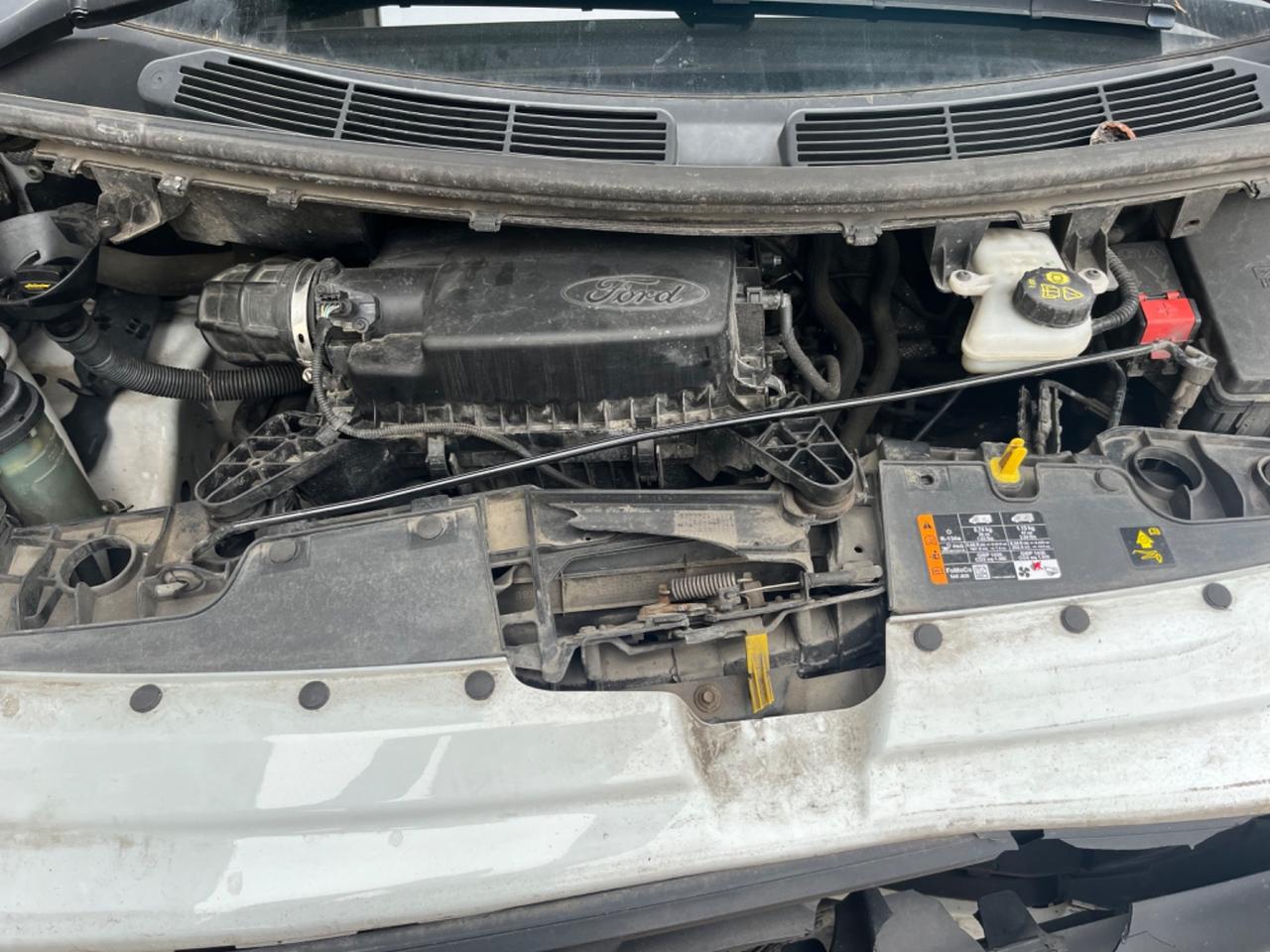 Ford transit custum 2018 automatico sinistrato