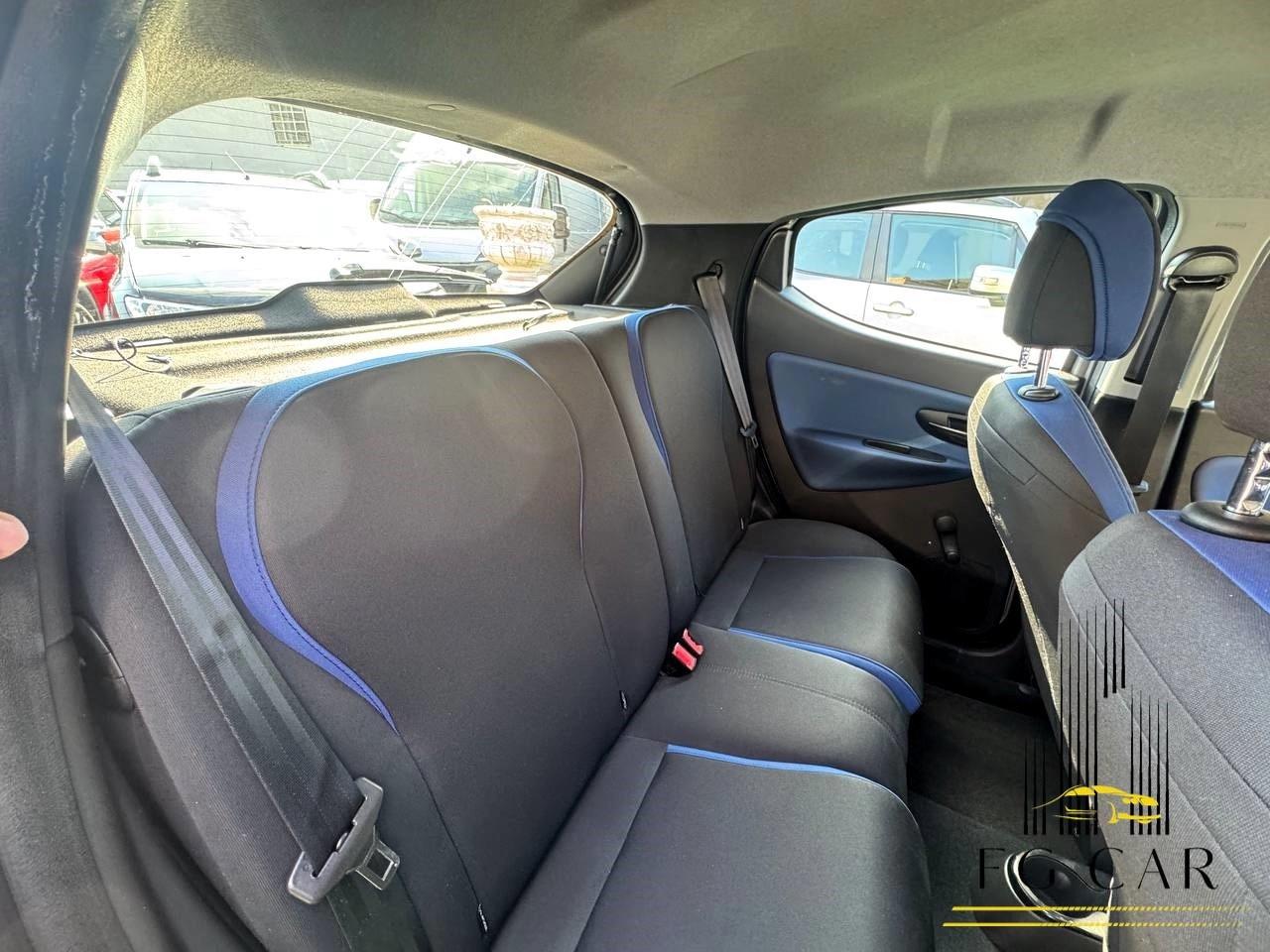 Lancia Ypsilon 1.2 69 CV 5 porte