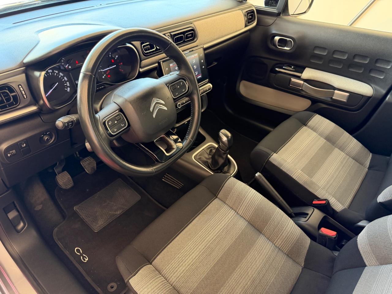 Citroen C3 PureTech 82 Shine