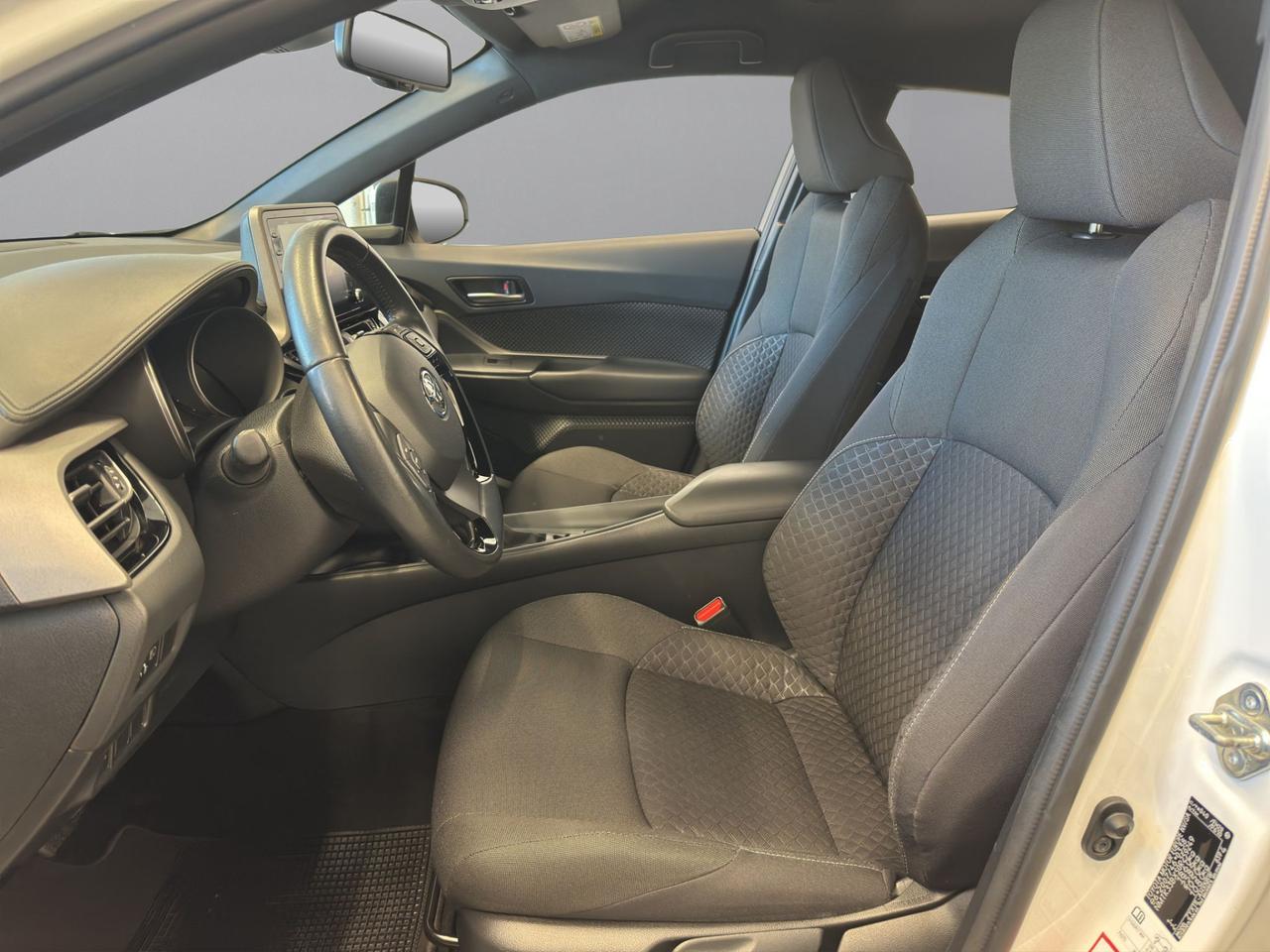 Toyota C-HR 1.8h Active e-cvt