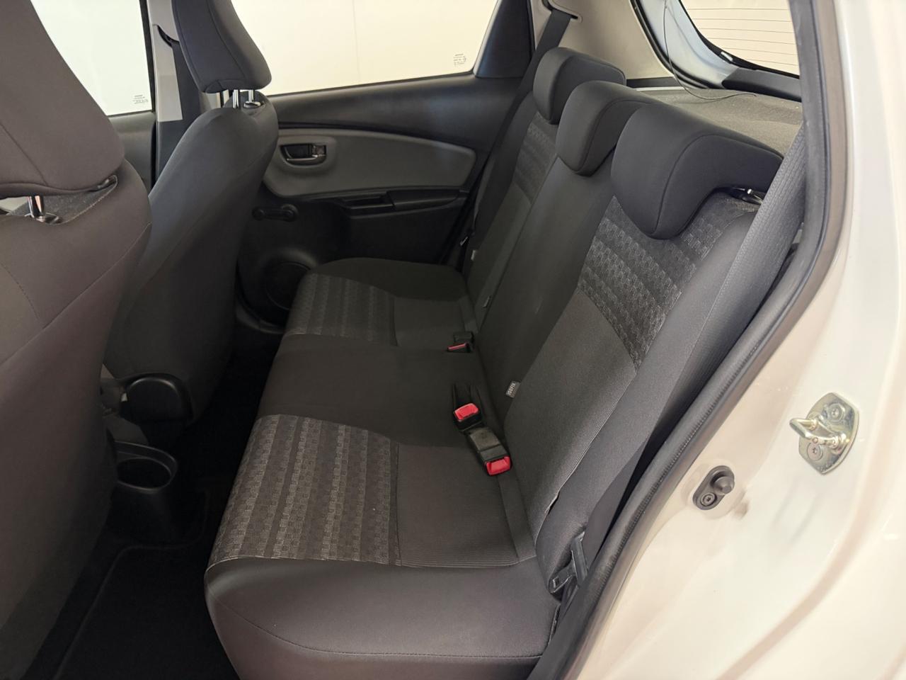 Toyota Yaris 1.0 5 porte Active