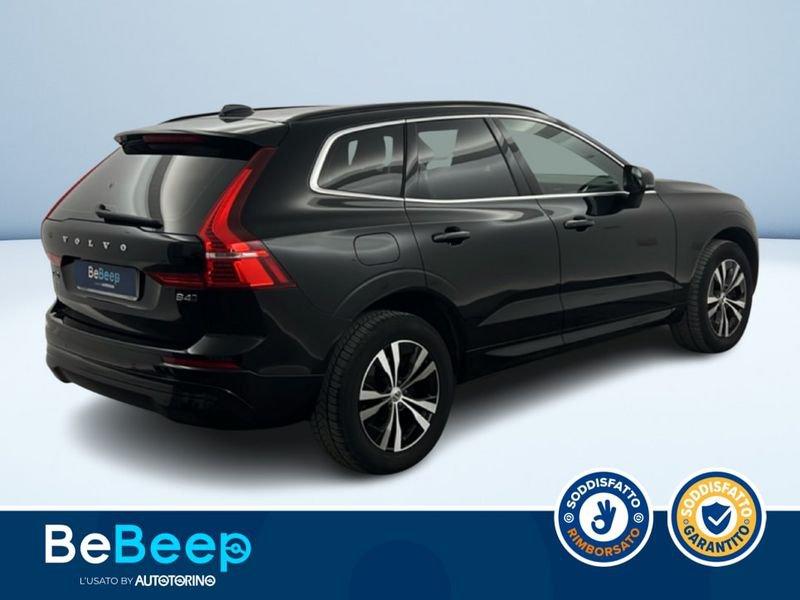 Volvo XC60 2.0 B4 MOMENTUM AWD AUTO