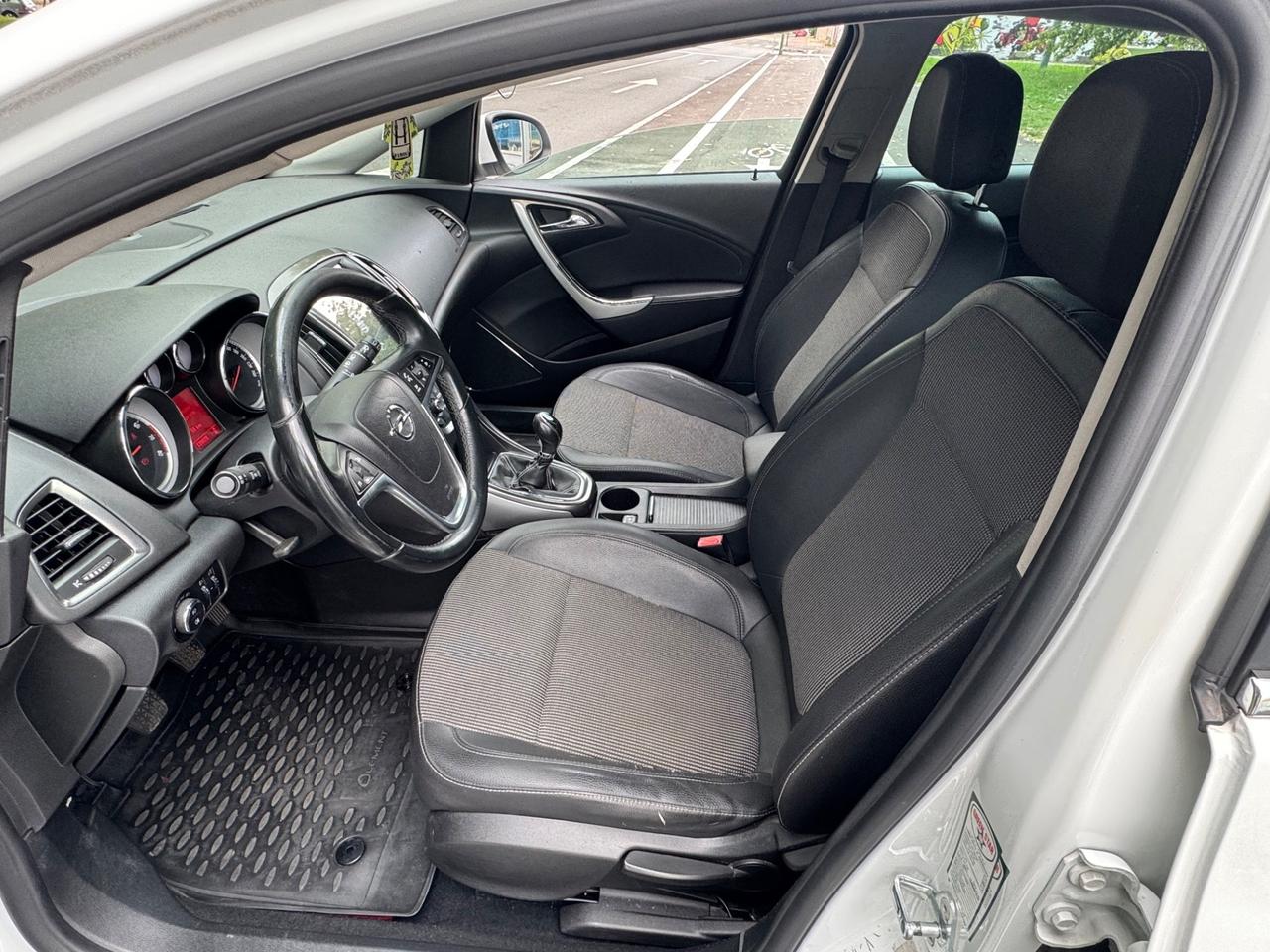 Opel Astra 1.4 Turbo 140CV 5 porte Cosmo