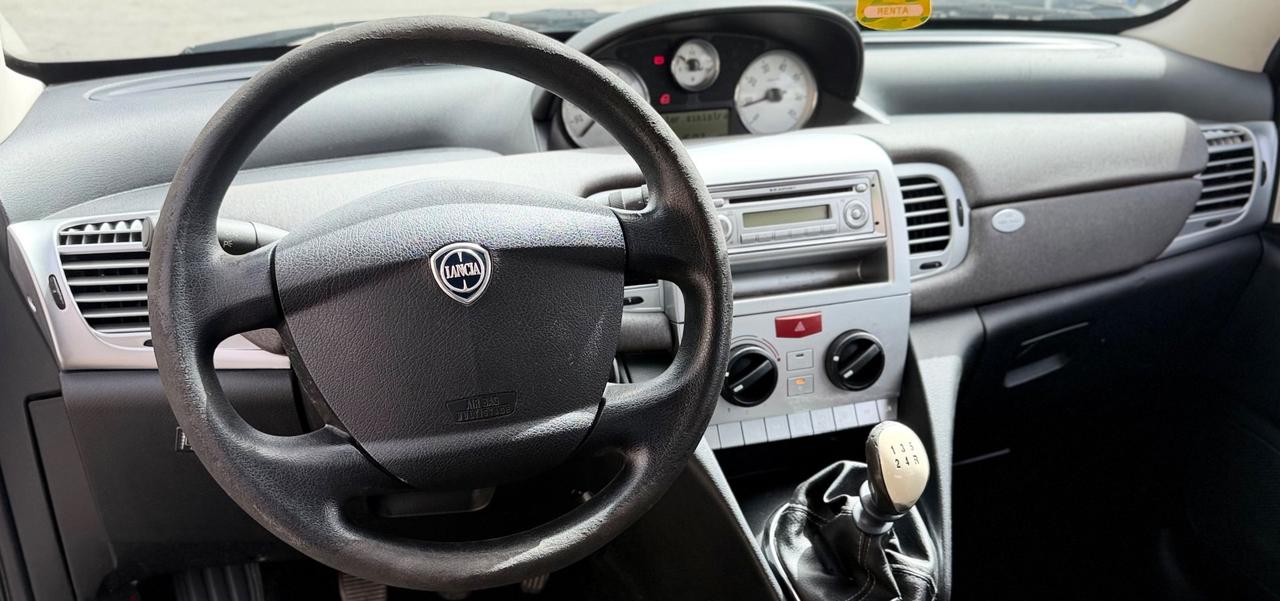 Lancia Ypsilon 1.2 Gpl 77 Cv