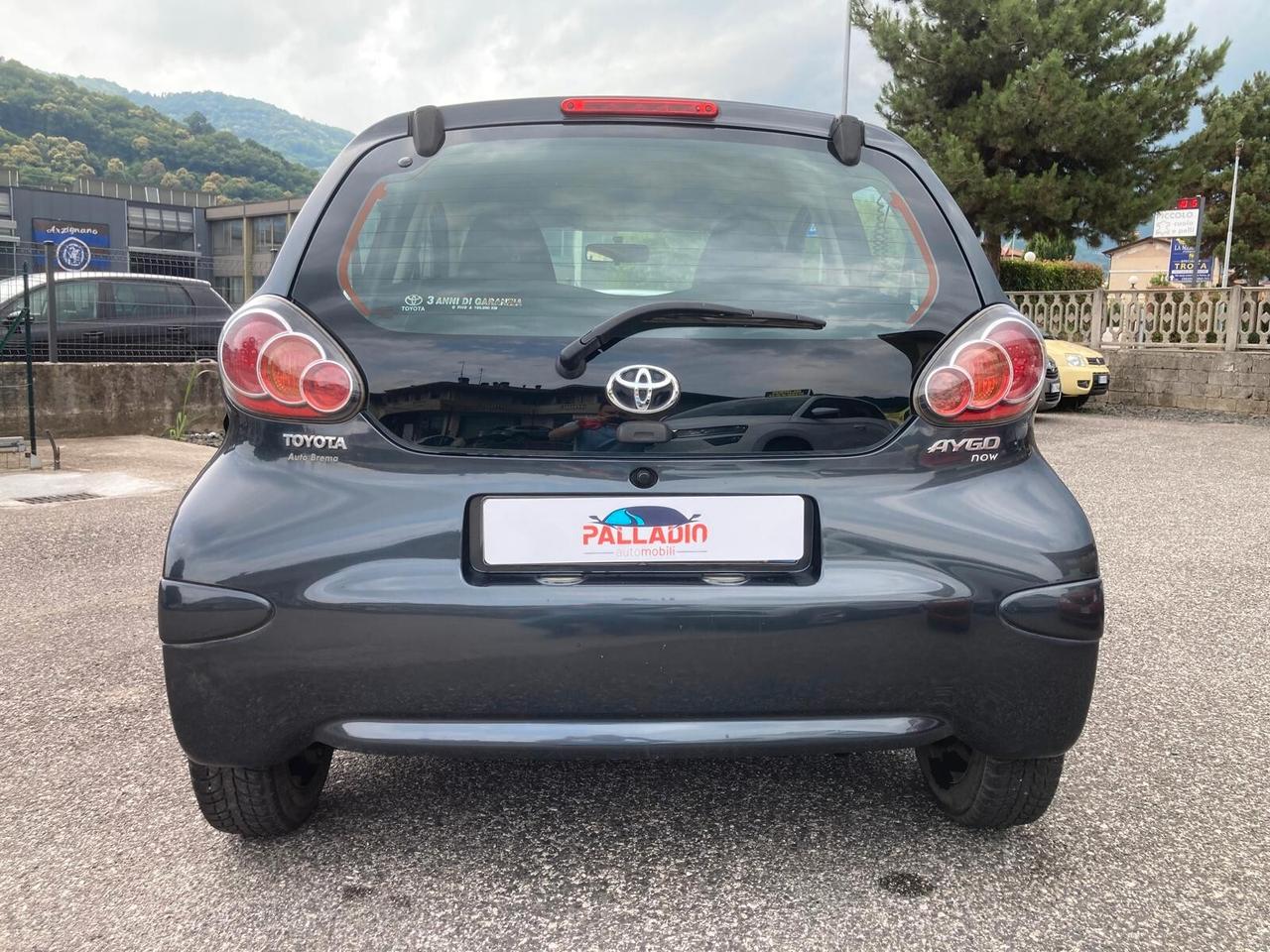 TOYOTA AYGO 5 porte 1.0 BENZINA 68 CV – NEOPATENTATI