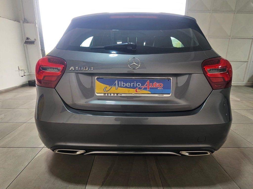 Mercedes-Benz A 180 d Automatic Premium