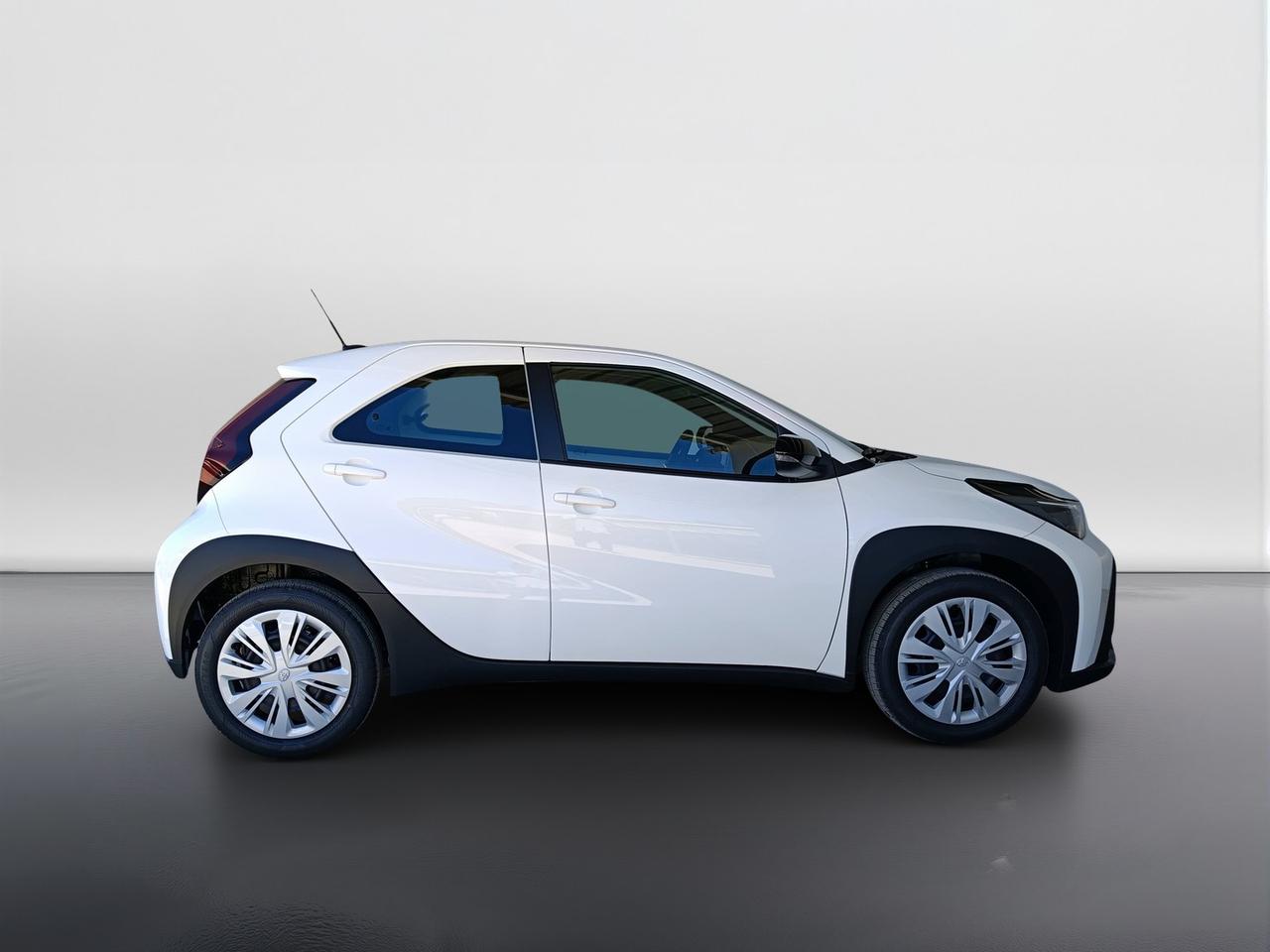 TOYOTA AYGO X HEV MC26