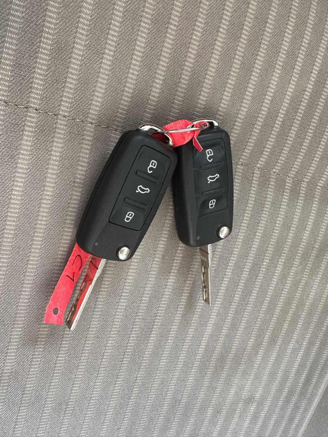 VOLKSWAGEN Polo 1.2 TSI DSG AUTOMATICA Highline OK NEOP POCHI KM