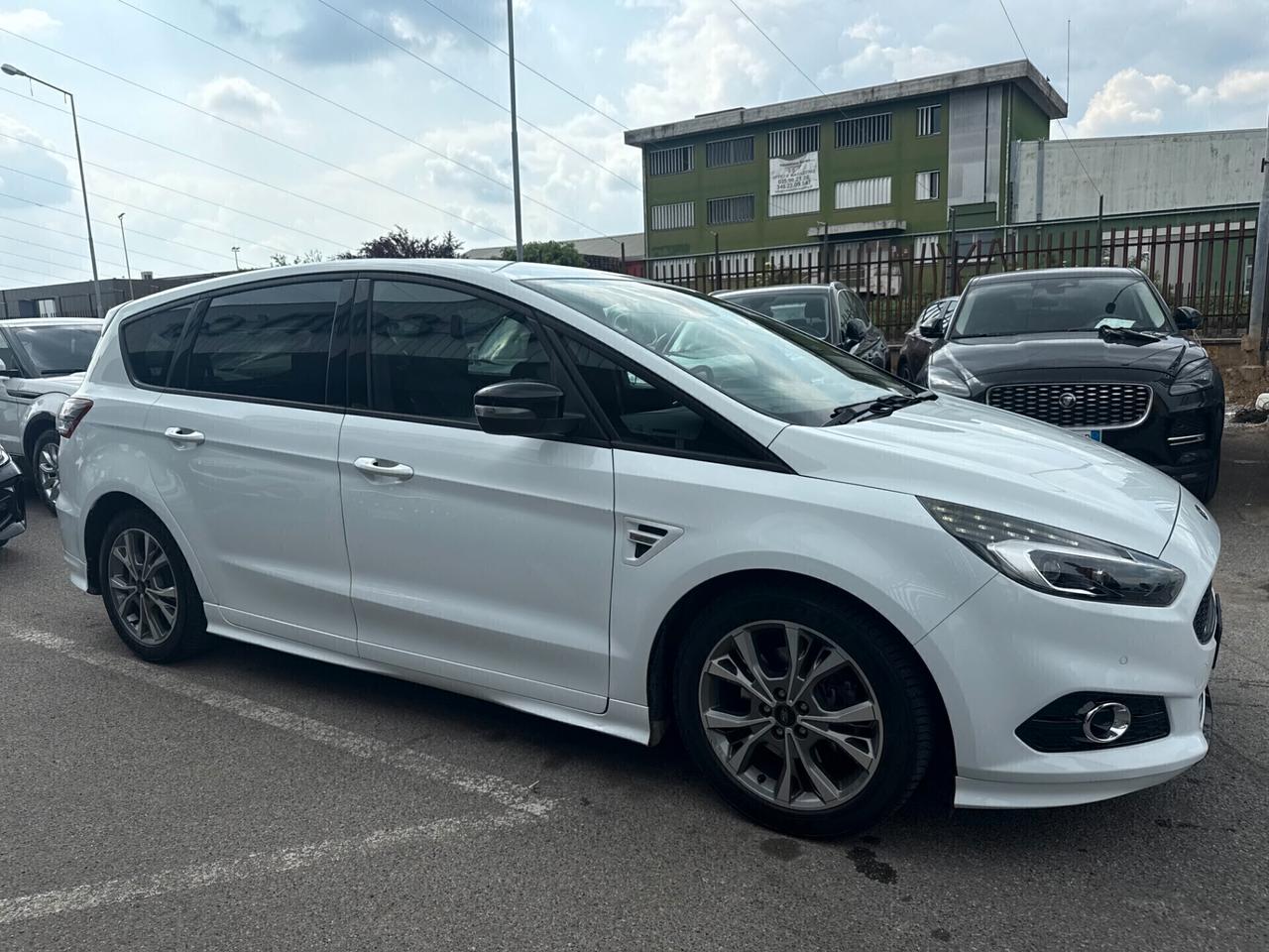 Ford S-Max 2.0 Euro 6d ecoblue ST-Line 7 POSTI