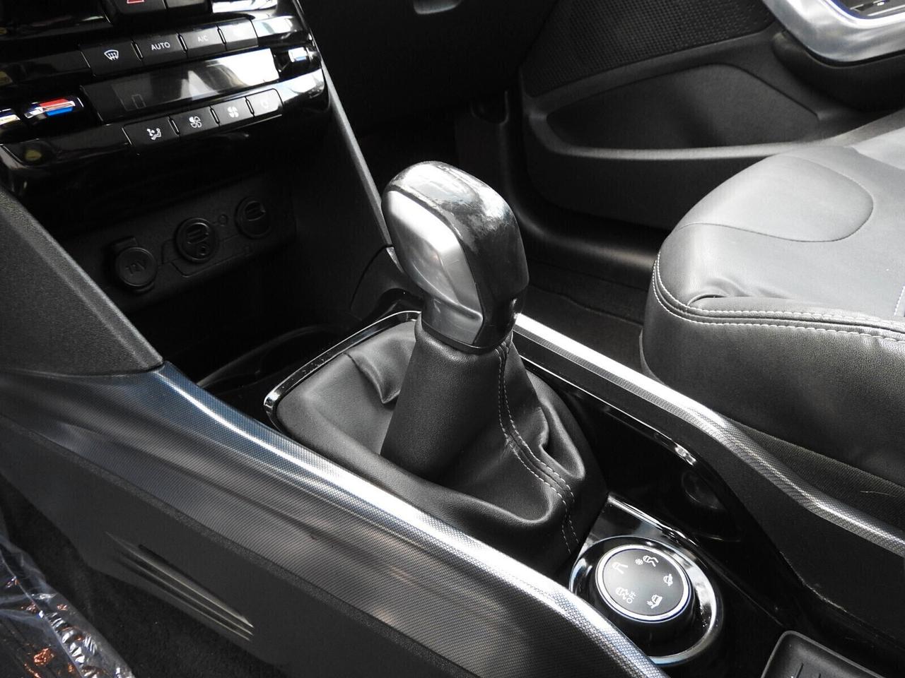 Peugeot 2008 1.6 e-HDi 92 CV NEOP. NAVI
