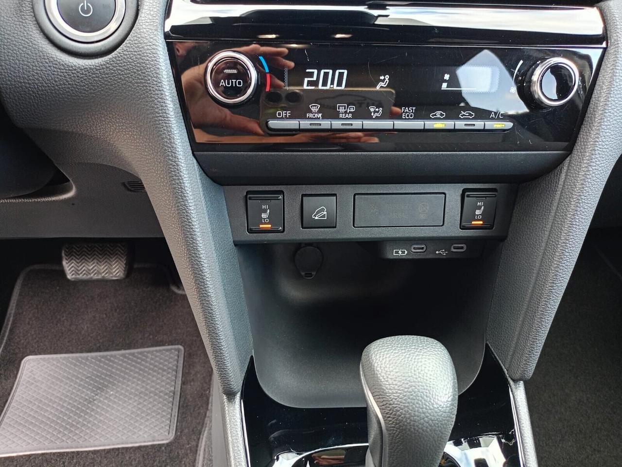 Toyota Yaris 1.5 Hybrid 5 porte 4x4