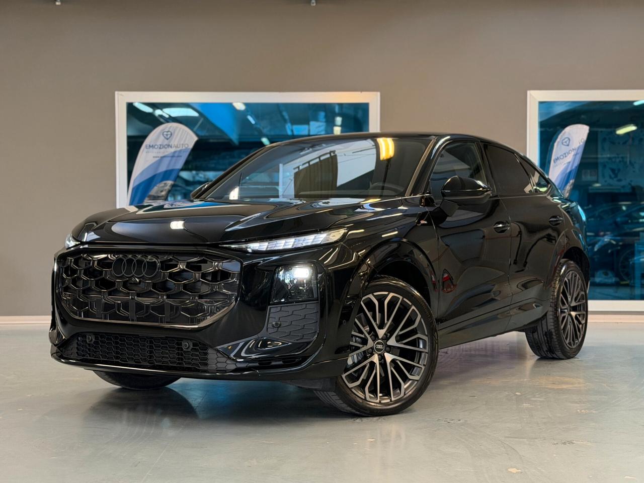 NUOVA Audi Q3 Sportback 2.0 TDI S TRONIC S LINE 150 CV | Tech Plus | 20" | LED Plus |