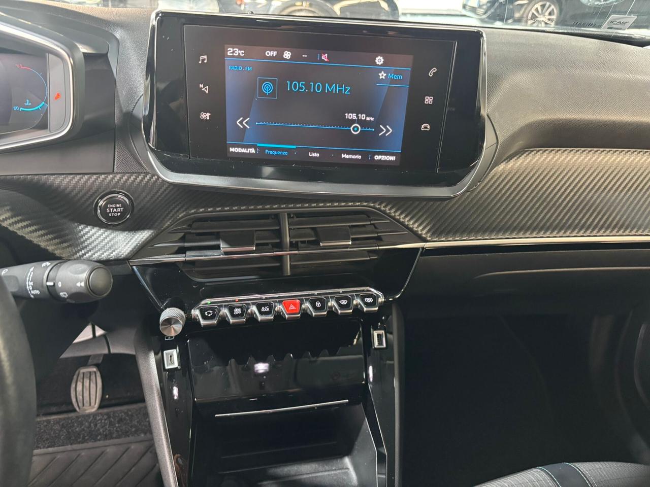 Peugeot 2008 PureTech 100 S&S Allure Pack