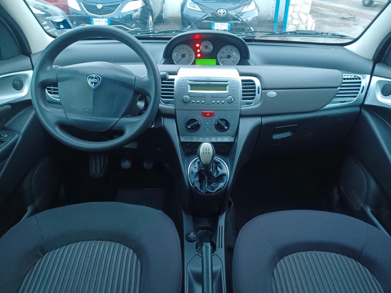 Lancia Ypsilon 1.3 M.JET BICOLORE SOLO 117000 KM