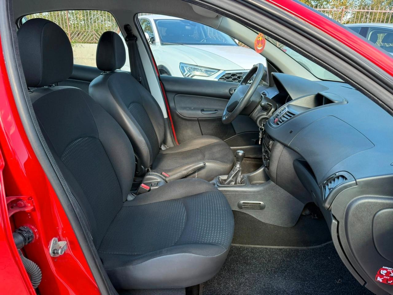 Peugeot 206 Plus 1.1 5p. -UNICOP-