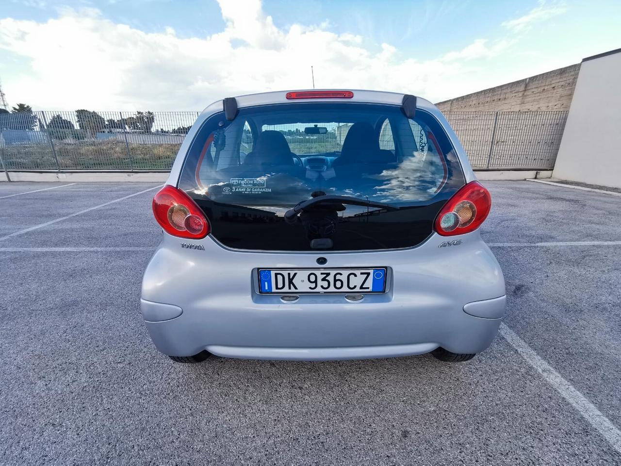 Toyota Aygo 1.0 12V VVT-i 3P. Sol - 2007