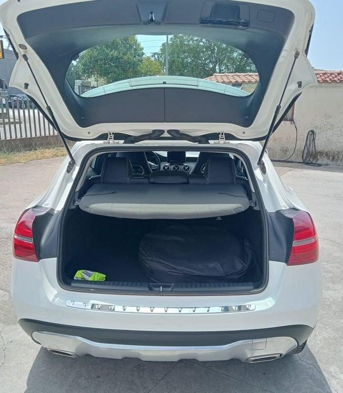 Mercedes-Benz GLA (X156) 180 d Sport