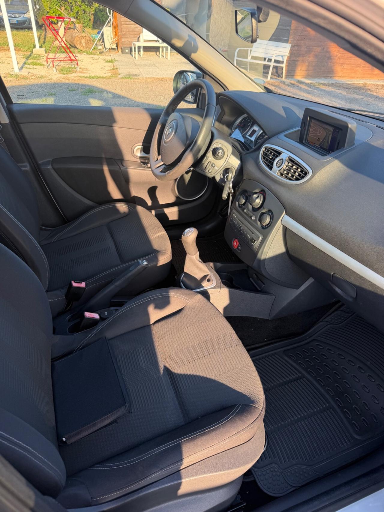 Renault Clio 1.2 16V 5 porte GPL Dynamique