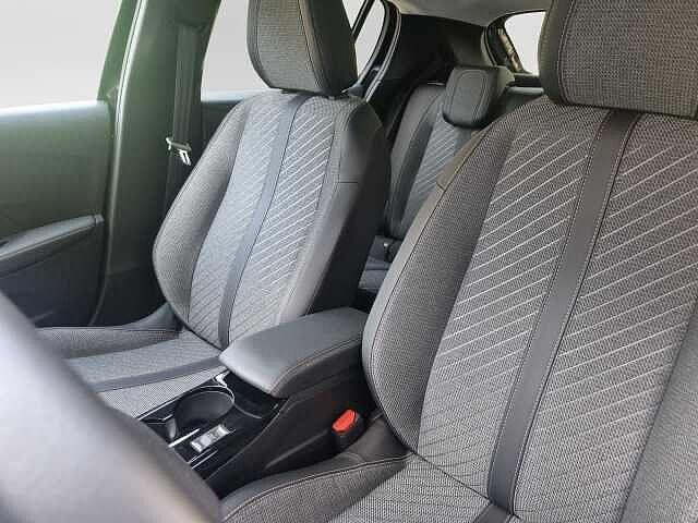 Peugeot 208 208 5P - ALLURE Hybrid 110 E-DCS6