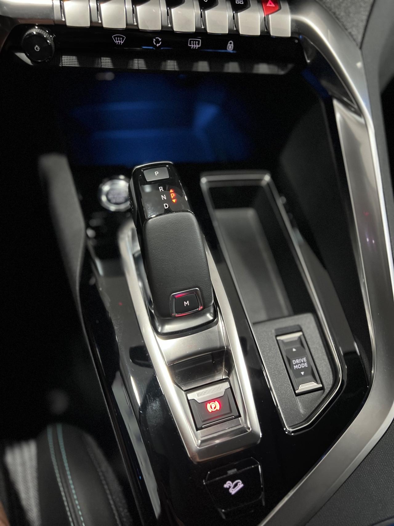 Peugeot 3008 1.5 bluehdi Allure Pack EAT8 s&s 130 cv