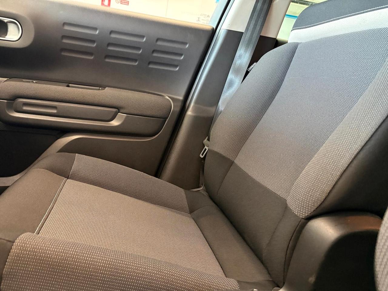 Citroen C3 Aircross SHINE PureTech 130 EAT6 UNICO PR.
