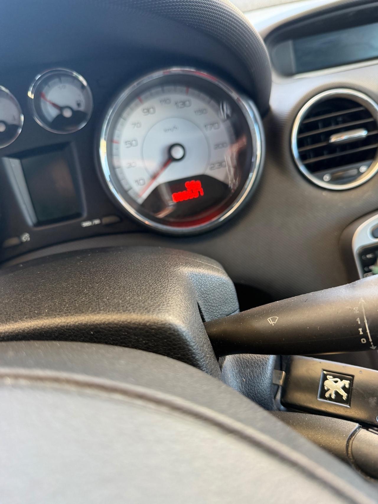 Peugeot 308 1.4 VTi 95CV 5p. Premium