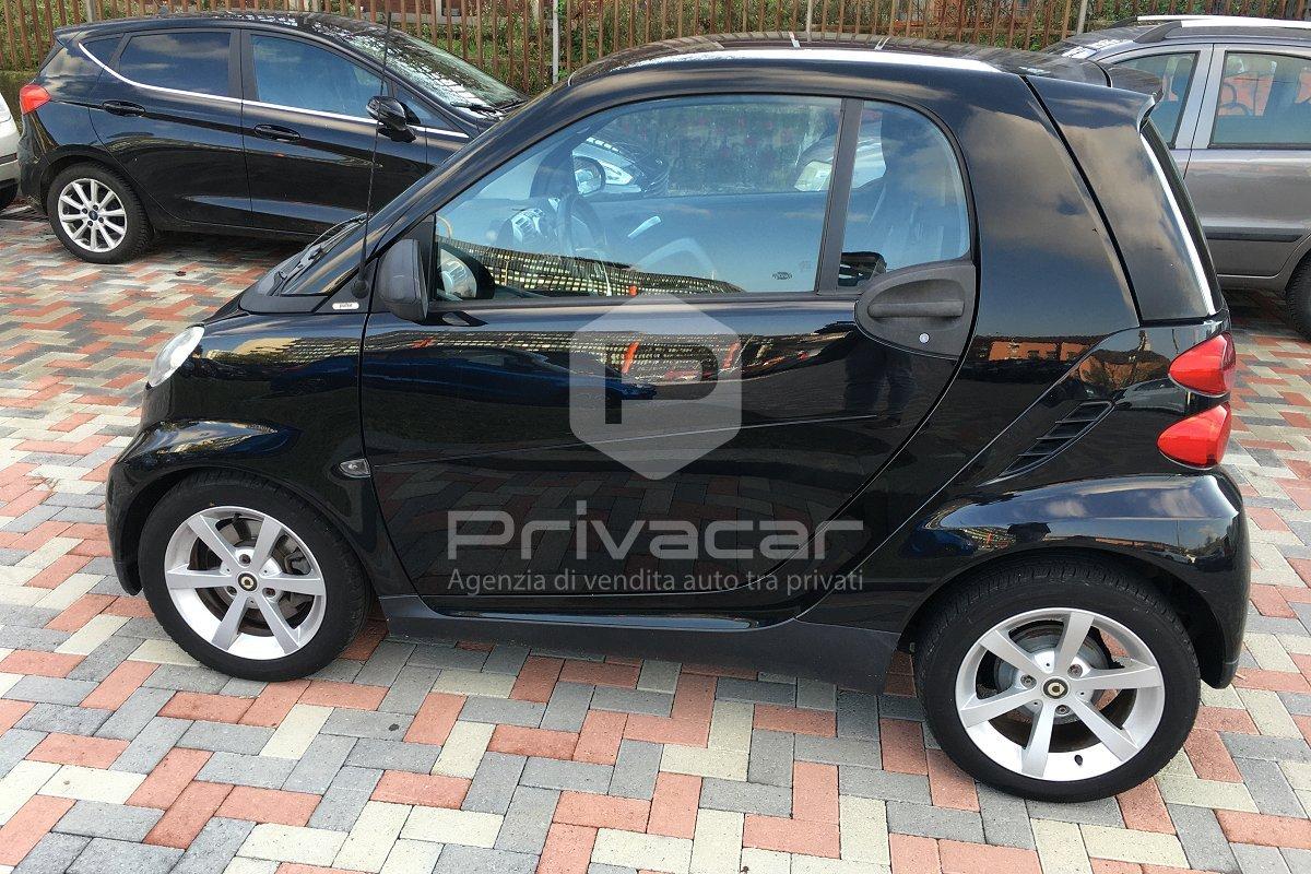 SMART fortwo 1000 52 kW MHD coupé pure