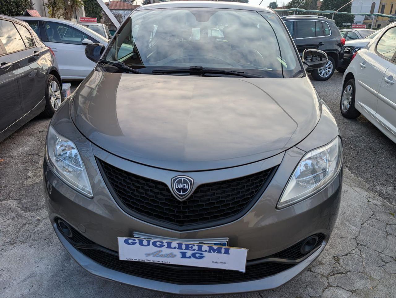 Lancia Ypsilon 1.2 69 CV 5 porte Gold