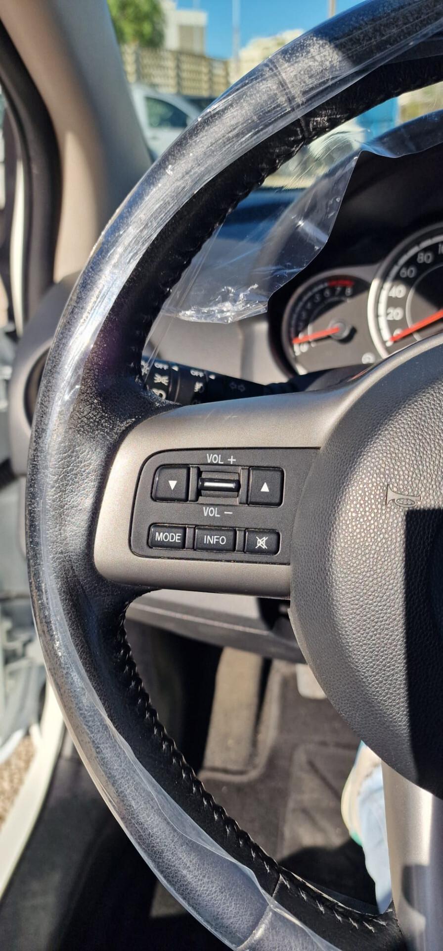 Mazda2 1.3 16V 75CV 5p. Trendy 2014