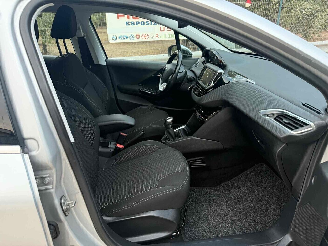 Peugeot 208 PureTech Allure 1.2 BENZINA 2015