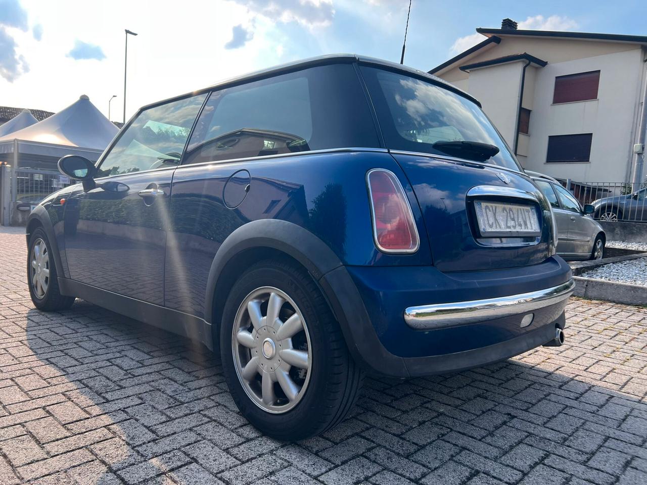 Mini Cooper 1.6
