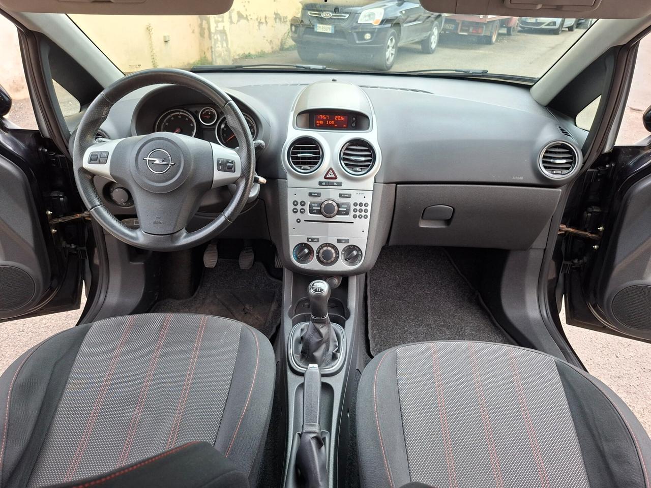 Opel Corsa 1.2 3 porte Sport