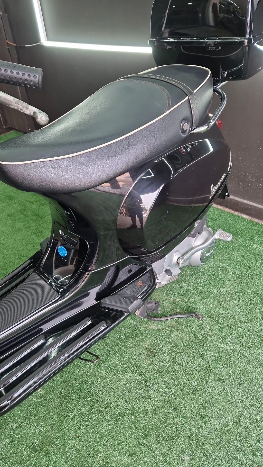 Piaggio Vespa 125 S