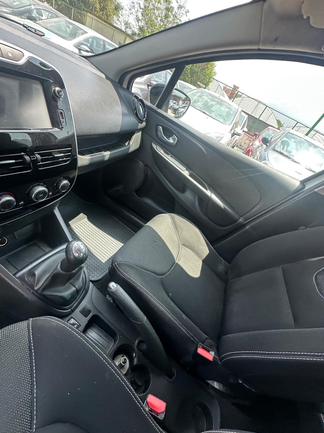 Renault Clio 1.2 75CV GPL 5 porte Costume National