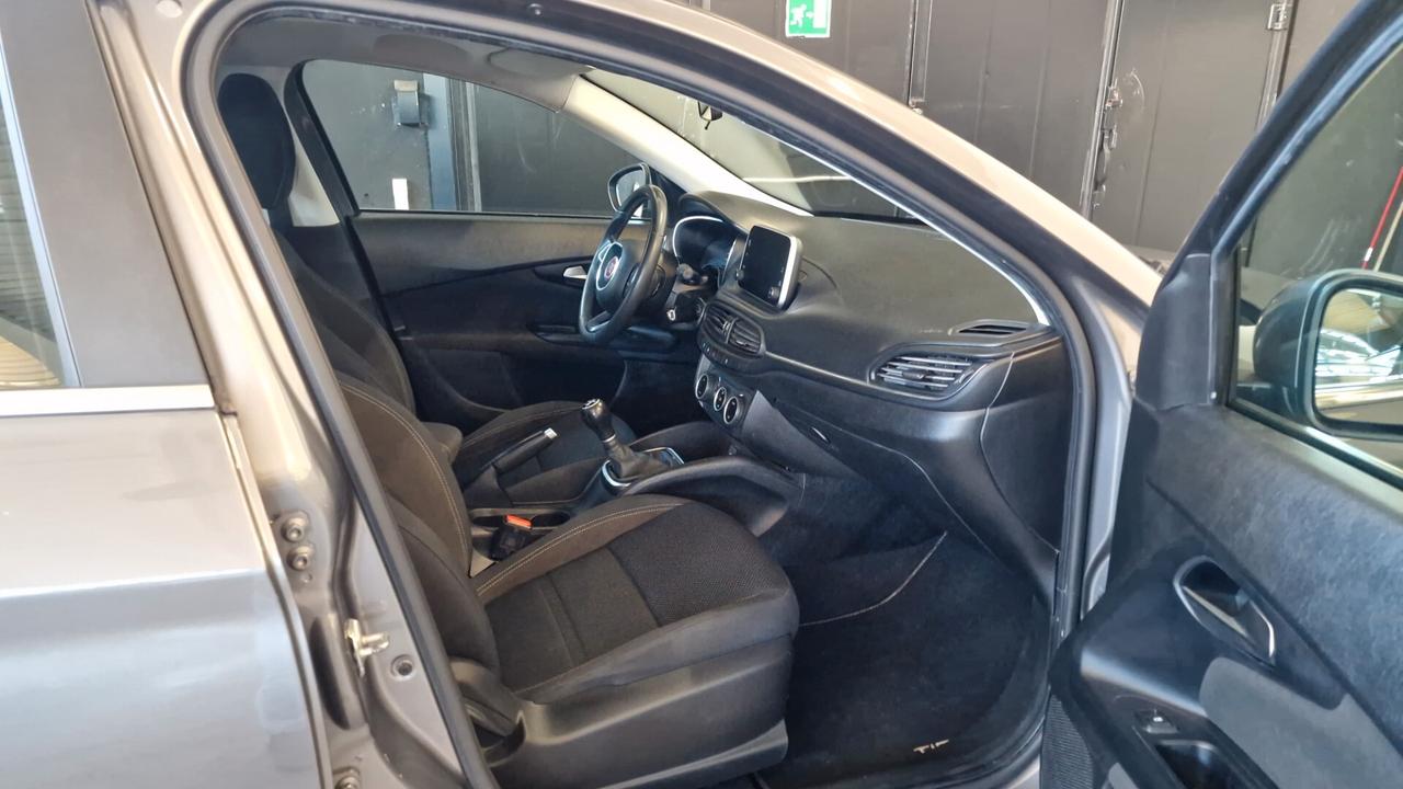 Fiat Tipo 1.3 Mjt S&S 5 porte Easy