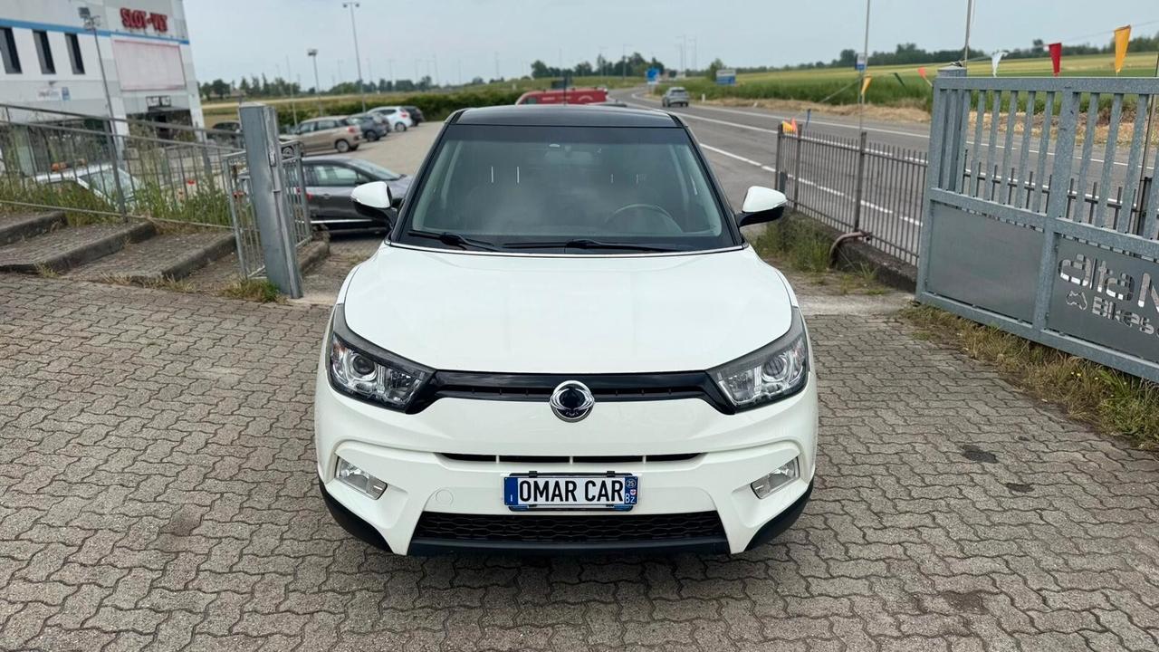 Ssangyong Tivoli 1.6d 2016 AUTOMATICA NEOP.