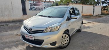 Toyota Yaris 1.0 LOUNGE 5 PORTE UNICA PROPRIETARIA